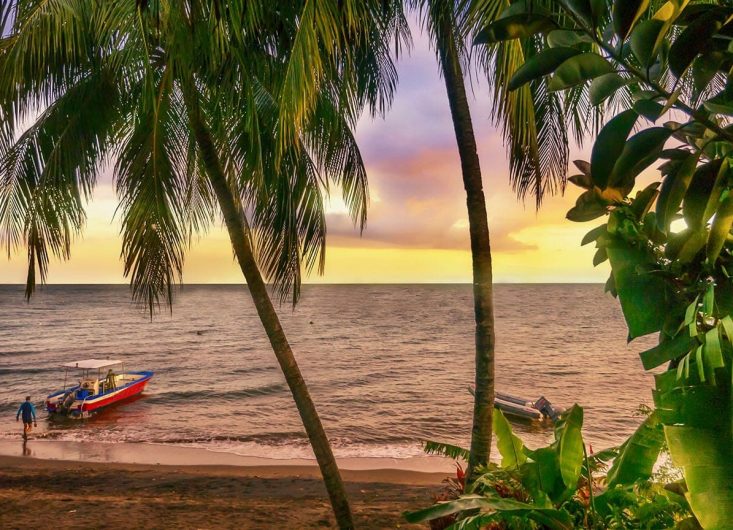 Atlantis-Dumaguete Beach